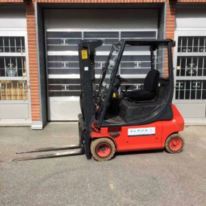 Begagnad motviktstruck Linde