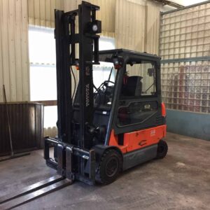 Begagnad motviktstruck 3 ton Toyota