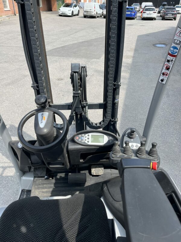 Begagnad motviktstruck Still RX20-14