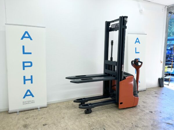 Begagnad Ledstaplare Linde L12i