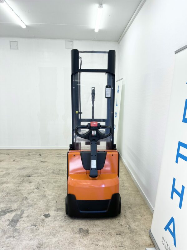 Begagnad Ledstaplare BT SWE120L
