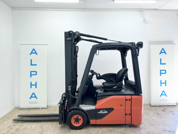 Begagnad motviktstruck Linde E16