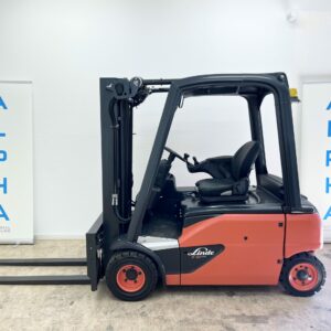Begagnad motviktstruck Linde E20