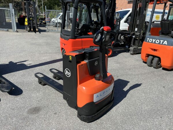 Begagnad låglyftare BT LWE160