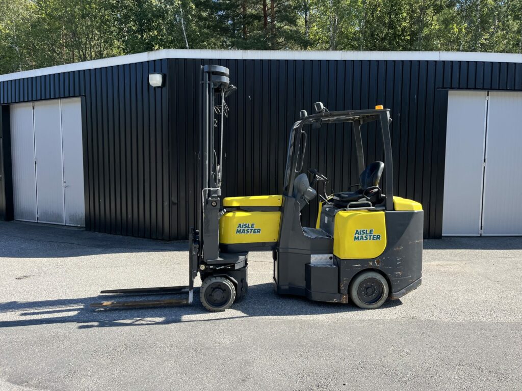 Begagnad smalgångstruck
