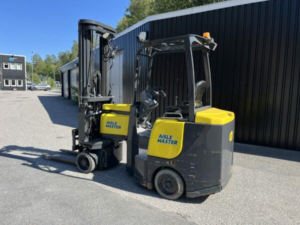 Begagnad smalgångstruck