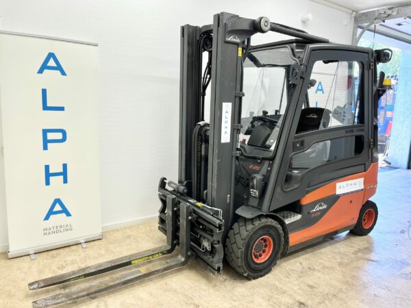 Begagnad Motviktstruck Linde e25