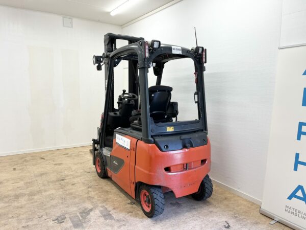 Begagnad motviktstruck Linde E16