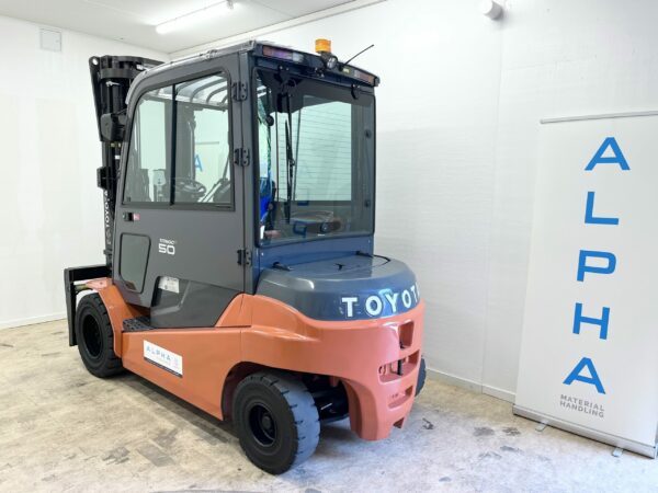 Begagnad motviktstruck Toyota 8FBMT50